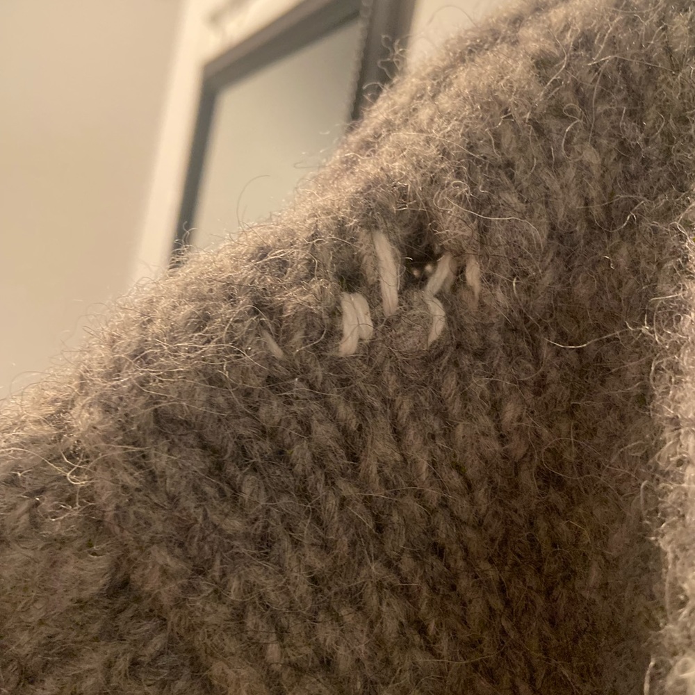 Handmade Wool - Picture 2 of 2